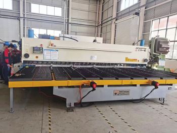 Automatic Plate shearing Feeder